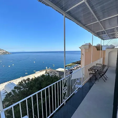 Apartment Queen View - No Kitchen Positano