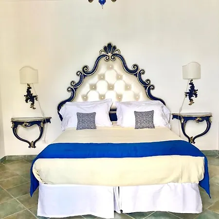 アパート Queen View - No Kitchen